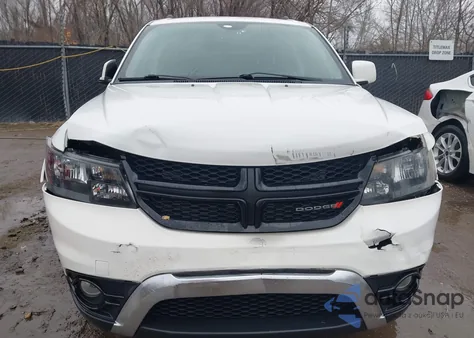 2017 Dodge Journey Crossroad Plus Awd z USA, uszkodzony, nr VIN 3C4PDDGG7HT553434